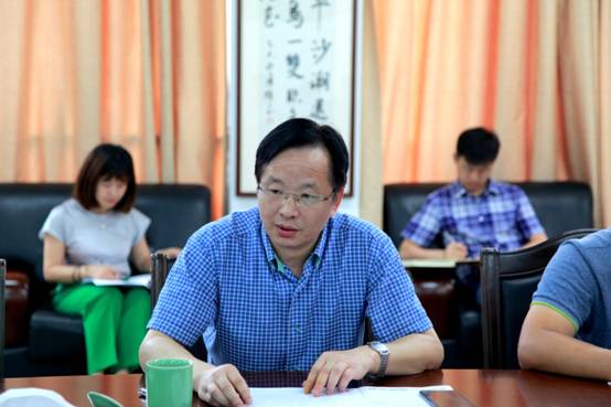 书记讲话.jpg